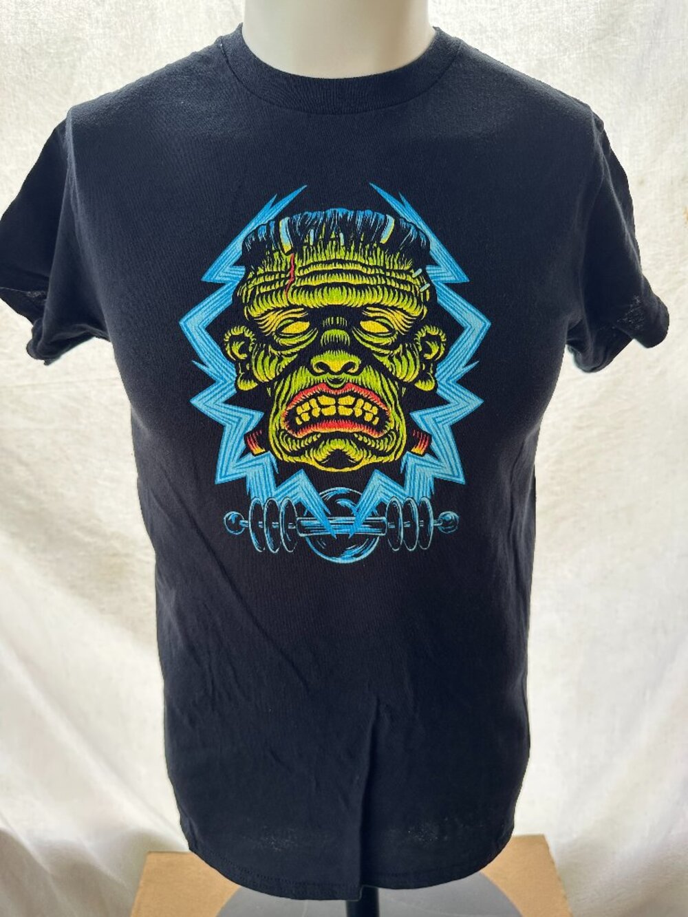 Frankenstein Loot Crate Universal Studios Men's Black T Shirt Small Lootcrate